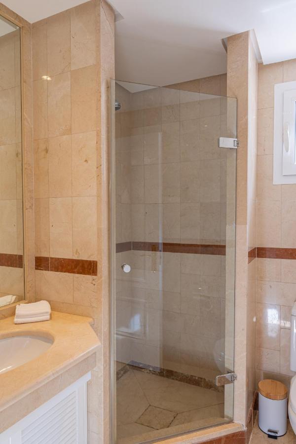 Апартаменты Luxurious Penthouse In Ventura Del Mar Puerto Banus Марбелья Экстерьер фото